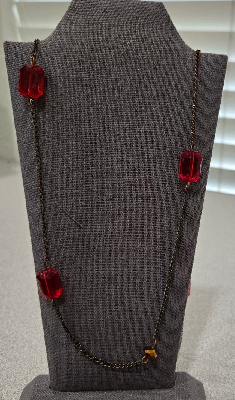 Red Clear Beaded Infinity Single Strand Necklace